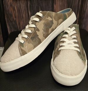 SeaVees Camo Slip-On Sneakers - Green/Beige
